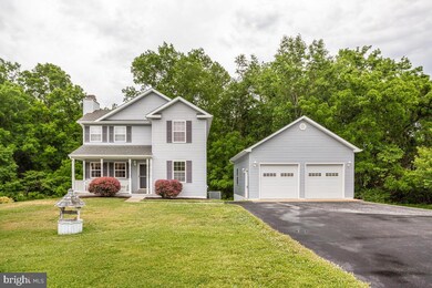 1911 Quiet Meadows Ct, Huntingtown, MD 20639 - photo 2