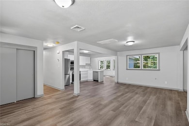 616 Leonard Ave, Chesapeake, VA 23324 - photo 5