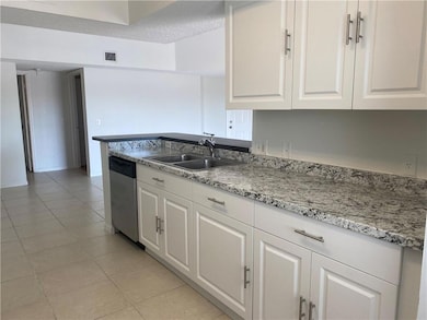 9640 NW 2nd St unit 5302, Pembroke Pines, FL 33024 - photo 6