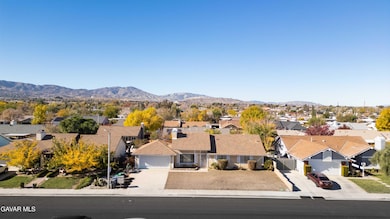 37863 17th St E, Palmdale, CA 93550 - photo 3