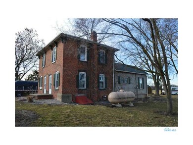 Exterior Side View.