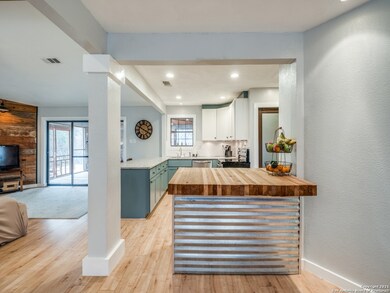 11108 Baxtershire, Helotes, TX 78023 - photo 6