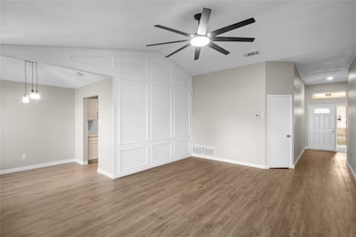 5711 Congressional Dr, Arlington, TX 76018 - photo 5