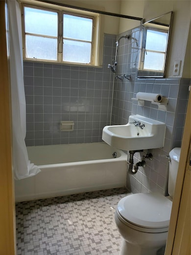 3202 Grooms St unit E, Austin, TX 78705 - photo 7