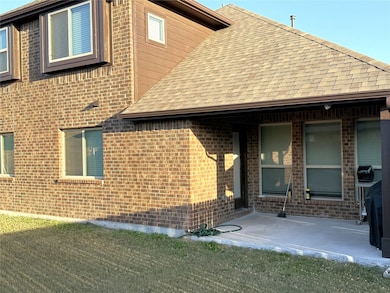 3301 Heathrow Rd, Mesquite, TX 75181 - photo 2