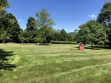 82 Mountain St, South Deerfield, MA 01373 - photo 5