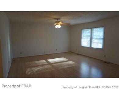 829 Stoneykirk Dr, Fayetteville, NC 28314 - photo 3