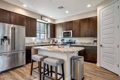19_4235_N_26th_Street_Unit_4__19_mls