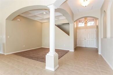 34440 Windknob Ct, Wesley Chapel, FL 33545 - photo 2