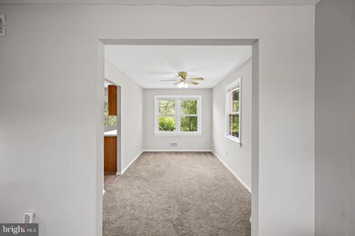 2100 Cockspur Rd, Middle River, MD 21220 - photo 6