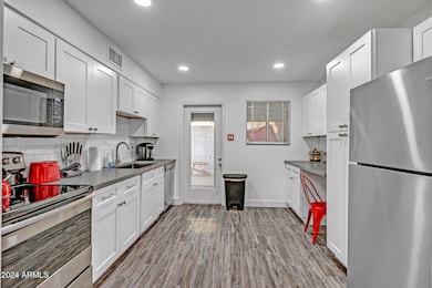 7832 E Heatherbrae Ave unit C, Scottsdale, AZ 85251 - photo 3