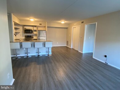 Altemus Farms unit D2, Brookhaven, PA 19015 - photo 5