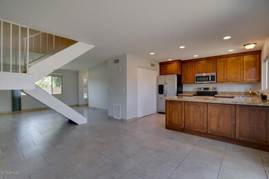 2860Clarendon-20