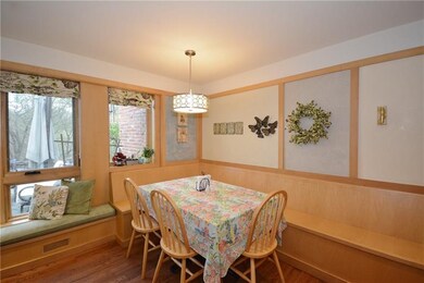 Convenient banquette for casual dining