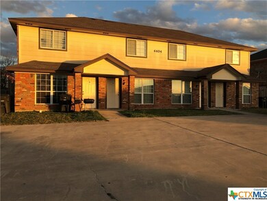 4404 Sylvia Drive - Town House Style 4 Plex