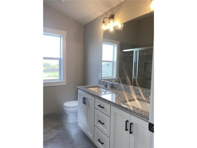 664 Edna Dr, Hudson, WI 54016 - photo 4