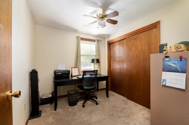 26 Syracuse Rd, Nashua, NH 03064 - photo 6