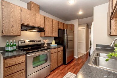 7322 NE 142nd Place unit 4C, Kirkland, WA 98034 - photo 4