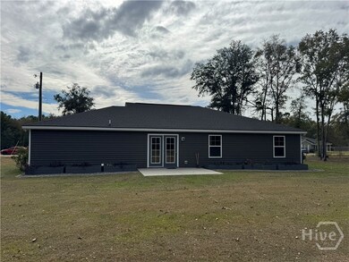 650 Linden Dr, Jesup, GA 31545 - photo 5