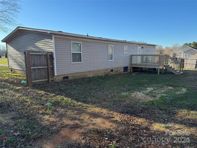 419 Davis Rd, Shelby, NC 28152 - photo 4