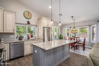 Spacious Granite Island
