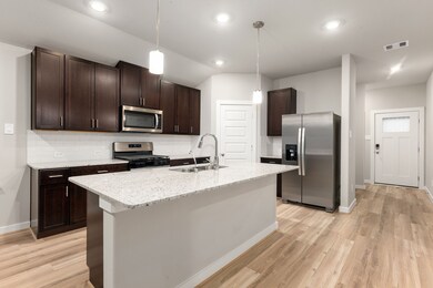 6623 Castella Dr, Rosharon, TX 77583 - photo 7