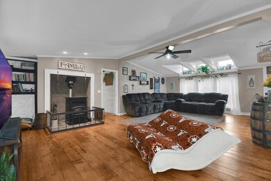 10728 Payne Rd, New Straitsville, OH 43766 - photo 6