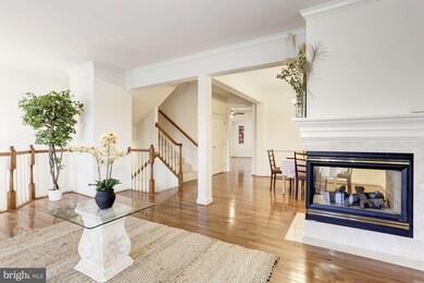 23808 Burdette Forest Rd, Clarksburg, MD 20871 - photo 4