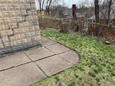 5450 Covode Place unit 2, Pittsburgh, PA 15217 - photo 3