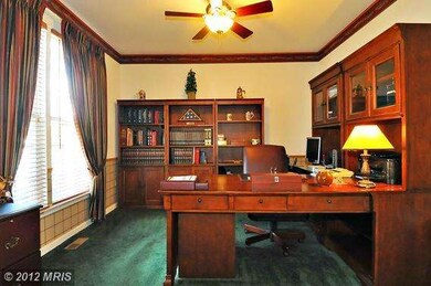 1303 Waneta Ct, Odenton, MD 21113 - photo 6