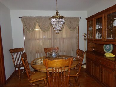 615 Henley St, Manchester, TN 37355 - photo 4