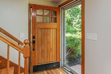 008_27CrestviewDr_07302018