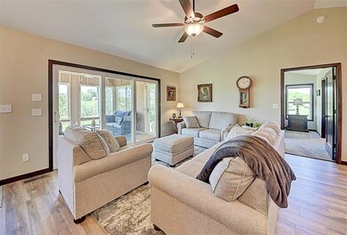 4420 Banar Ave SW, Cedar Rapids, IA 52404 - photo 4