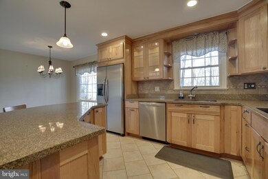 4199 Waterway Dr, Dumfries, VA 22025 - photo 5