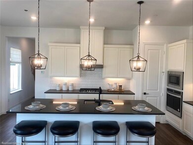 7545 Regal Ln, Fort Worth, TX 76180 - photo 4