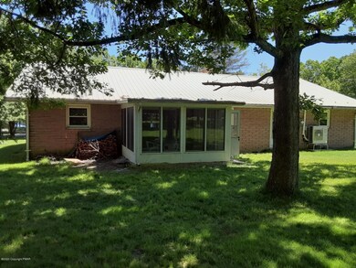 383 N Shore Dr, Albrightsville, PA 18210 - photo 3