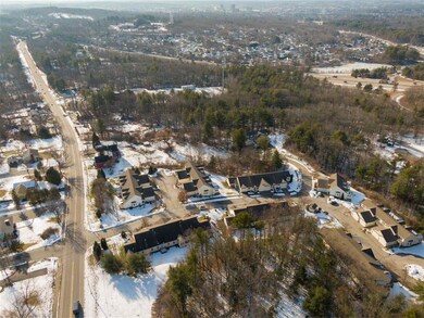 42 Mammoth Rd, Hooksett, NH 03106 - photo 2