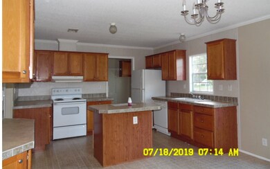 556 NW Harpers Place, Lake City, FL 32055 - photo 4