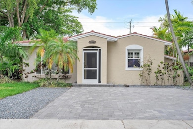 1359 Washington St, Hollywood, FL 33019 - photo 2