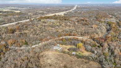 13975 Cedar Ave, Schulter, OK 74460 - photo 6