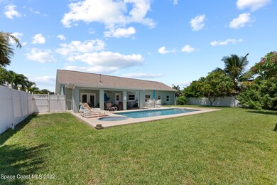 147 E Pasco Ln in Cocoa Beach