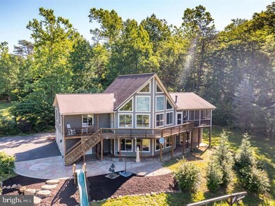 484 Timberland Manor Dr, Bentonville, VA 22610 - photo 2