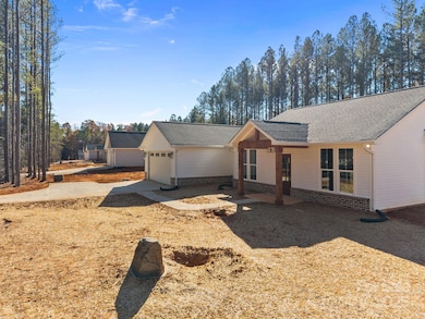 2295 Lee Lawing Rd, Lincolnton, NC 28092 - photo 5