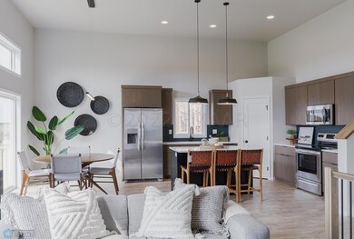 2574 74th Ave S, Fargo, ND 58104 - photo 7