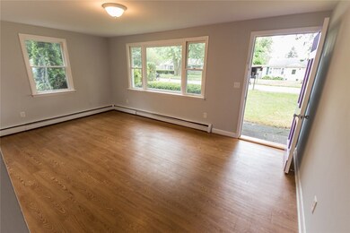 7 Reardon Dr, Middletown, RI 02842 - photo 4