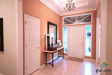 4819 4819 Hallye Ln, Tyler, TX 75703 - photo 2