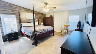 3764 SW Wilson Springs Rd, Fort White, FL 32038 - photo 2