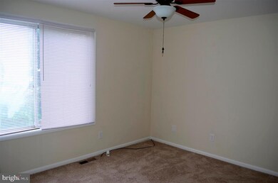 58 Dendron Ct, Parkville, MD 21234 - photo 7