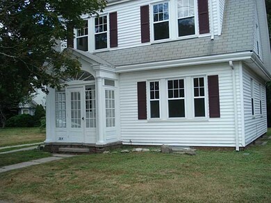 284 Parkside Dr, Warwick, RI 02888 - photo 2