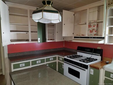 2740 Odi St, West Point, VA 23181 - photo 7